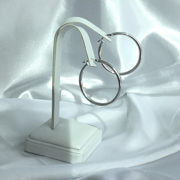 Sterling 3mm Round Tube Hoop Earrings - Picture 15 of 16